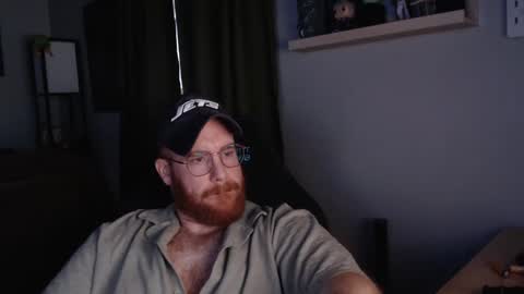 chrismg89 online show from October 6, 10:27 pm