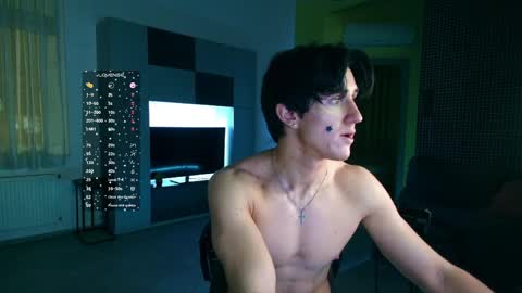 UPVOTE ME ------  ILL DO SOMETHING FOR FREE online show from May 3, 10:05 pm