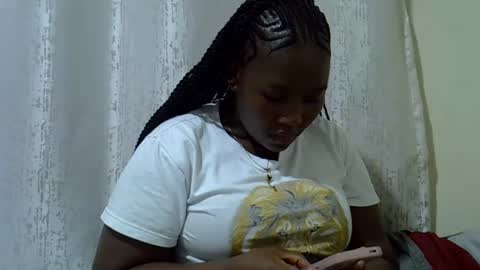 DivaDee online show from May 3, 5:41 pm