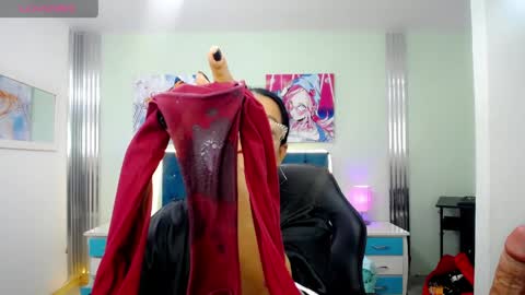 Lulu online show from May 15, 4:36 pm