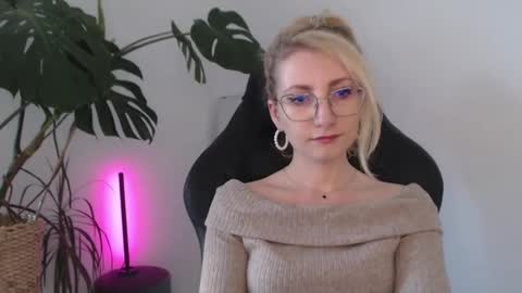 Cinderella online show from May 22, 5:36 am
