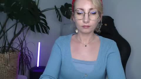 Cinderella online show from May 6, 5:35 am