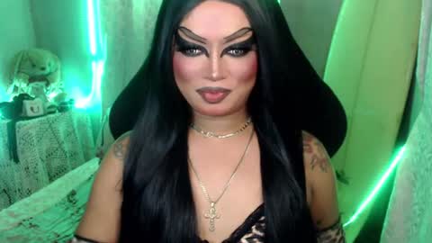 QUEEN CESS online show from June 29, 3:23 pm