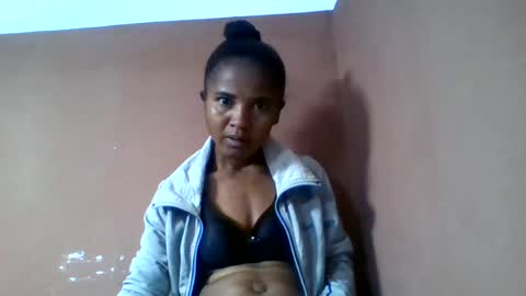 claudi804208 online show from July 15, 11:48 am