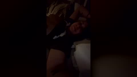 Cleverlittleminx online show from June 23, 7:16 am