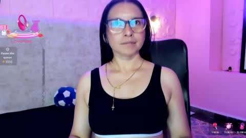Cloe online show from May 19, 1:56 am