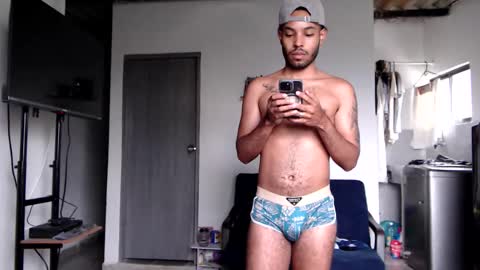 IG  online show from May 6, 12:11 pm