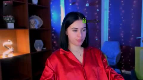colla_white online show from January 18, 2:09 am