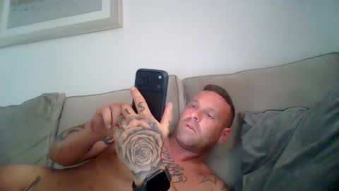 comesee10 online show from June 5, 5:29 pm