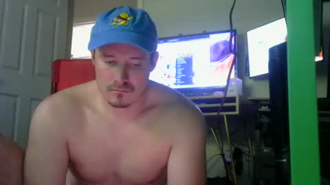 LukasGoodBoyXXX online show from July 6, 7:27 pm