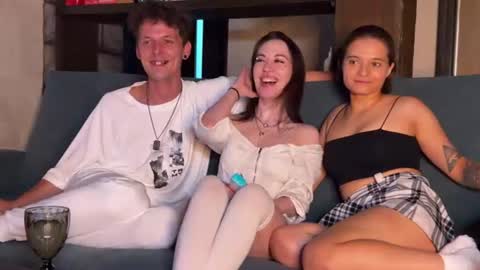 Alex and Mia online show from July 16, 5:38 pm