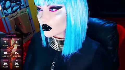 Roxy online show from July 10, 3:17 pm