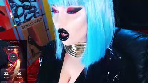 Roxy online show from July 1, 3:31 pm
