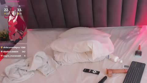 cristalfoxy_ online show from May 15, 11:45 pm