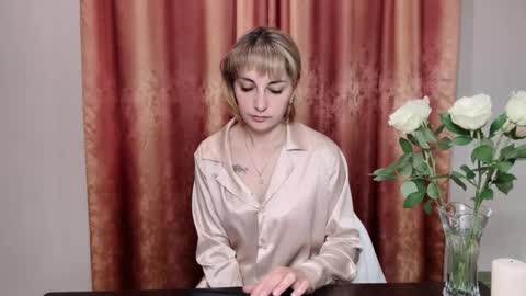 Mary online show from May 30, 8:51 pm