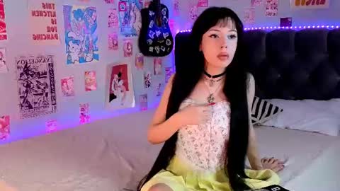 crystall0ve online show from June 25, 2:44 pm