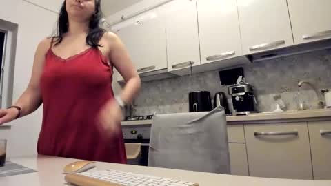 maria  alex online show from June 5, 11:21 pm