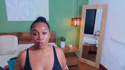 Danna online show from July 8, 7:17 pm