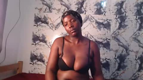 curvyj255 online show from July 12, 8:01 pm