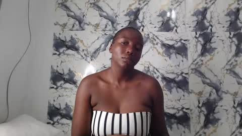 curvyj255 online show from June 14, 7:27 pm