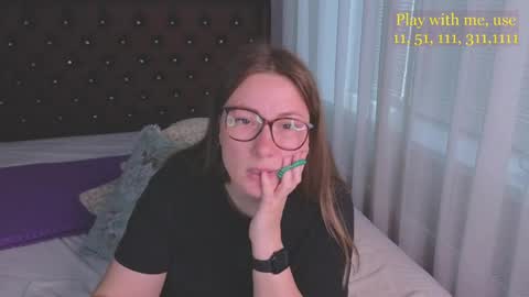 Everyday stream in the same time online show from May 30, 4:55 am