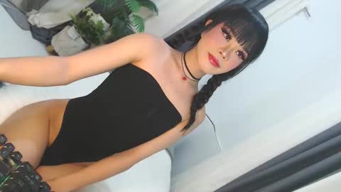 Jane online show from May 8, 5:40 pm