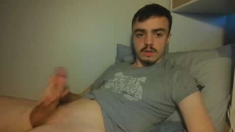 cutie garlix online show from July 8, 7:50 pm