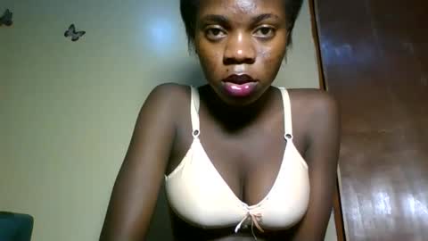 cutieplush online show from May 16, 7:45 pm