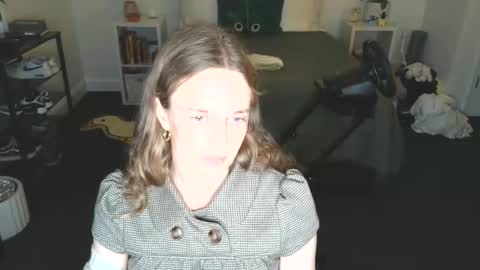 Claire online show from June 9, 2:55 am