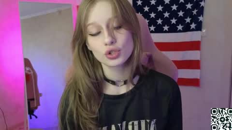 cyyberwhore online show from May 12, 8:29 pm