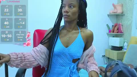 daffnelewis online show from July 3, 11:04 am