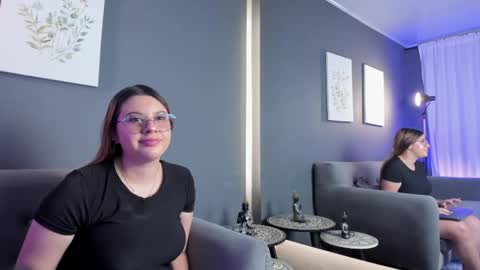 dahiane_smith online show from June 1, 12:28 pm