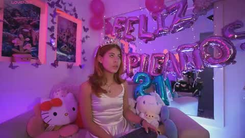 Dahlia Grey online show from May 20, 11:49 am