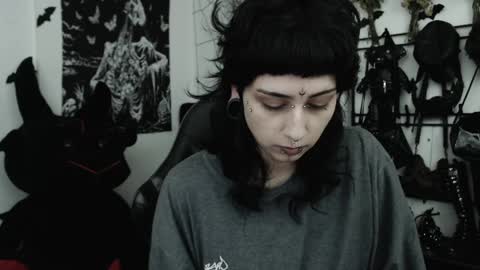 dakota online show from June 10, 2:55 am