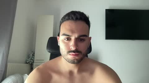 daniel_3827 online show from June 29, 1:00 pm