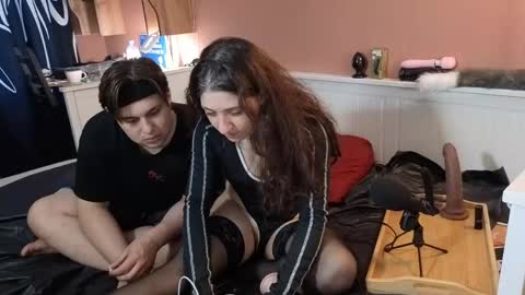 Sonya and  Tom online show from May 30, 5:33 pm