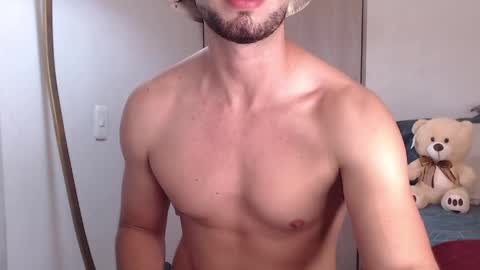 Daniel Savage Bubbleass online show from June 3, 9:23 am