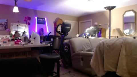 DanikaWhite69 online show from May 22, 1:18 pm