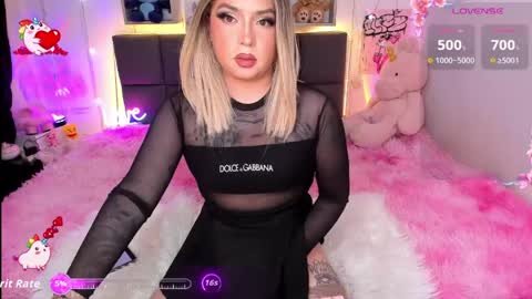dannia_13 online show from June 5, 2:07 am