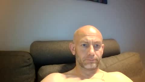 danny81boy online show from June 26, 6:02 pm