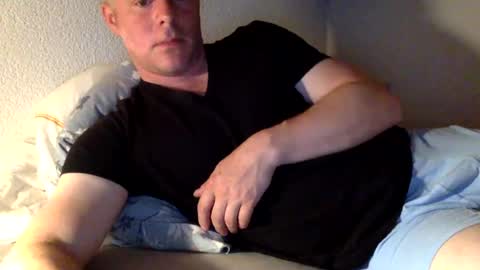 daveb709709709 online show from July 15, 10:36 pm