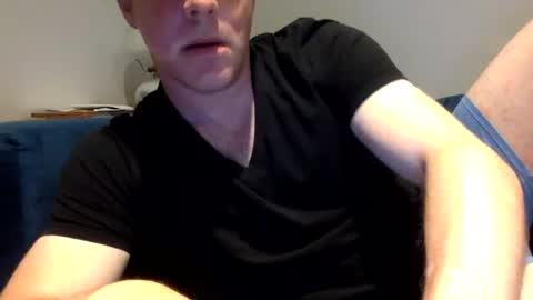 daveb709709709 online show from August 4, 2:29 am