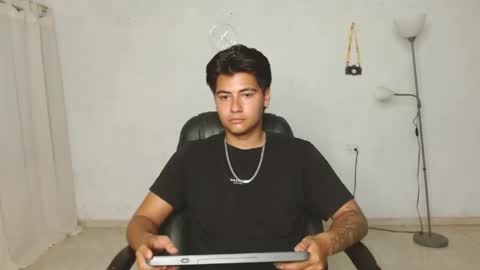 David Bless online show from June 2, 2:46 am