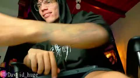 daviid_huge online show from June 28, 4:30 am