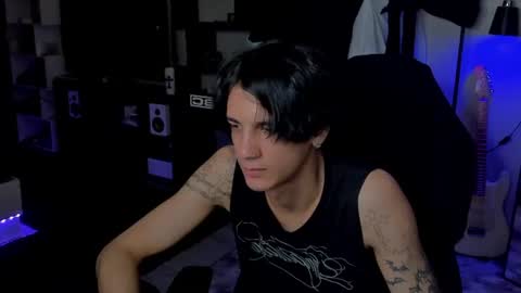 davis online show from August 1, 12:29 pm