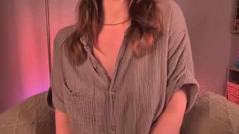 Moa . online show from June 17, 8:47 pm