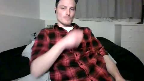 Dee4dayz online show from May 10, 3:46 am