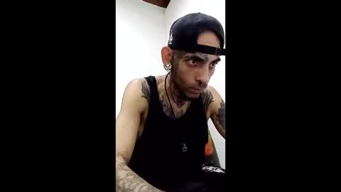 demon_rose_ online show from May 24, 1:46 am