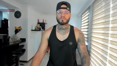 dereckgreen online show from May 14, 7:23 pm