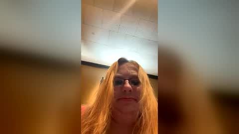 Clarissa Wilson online show from July 15, 1:16 pm